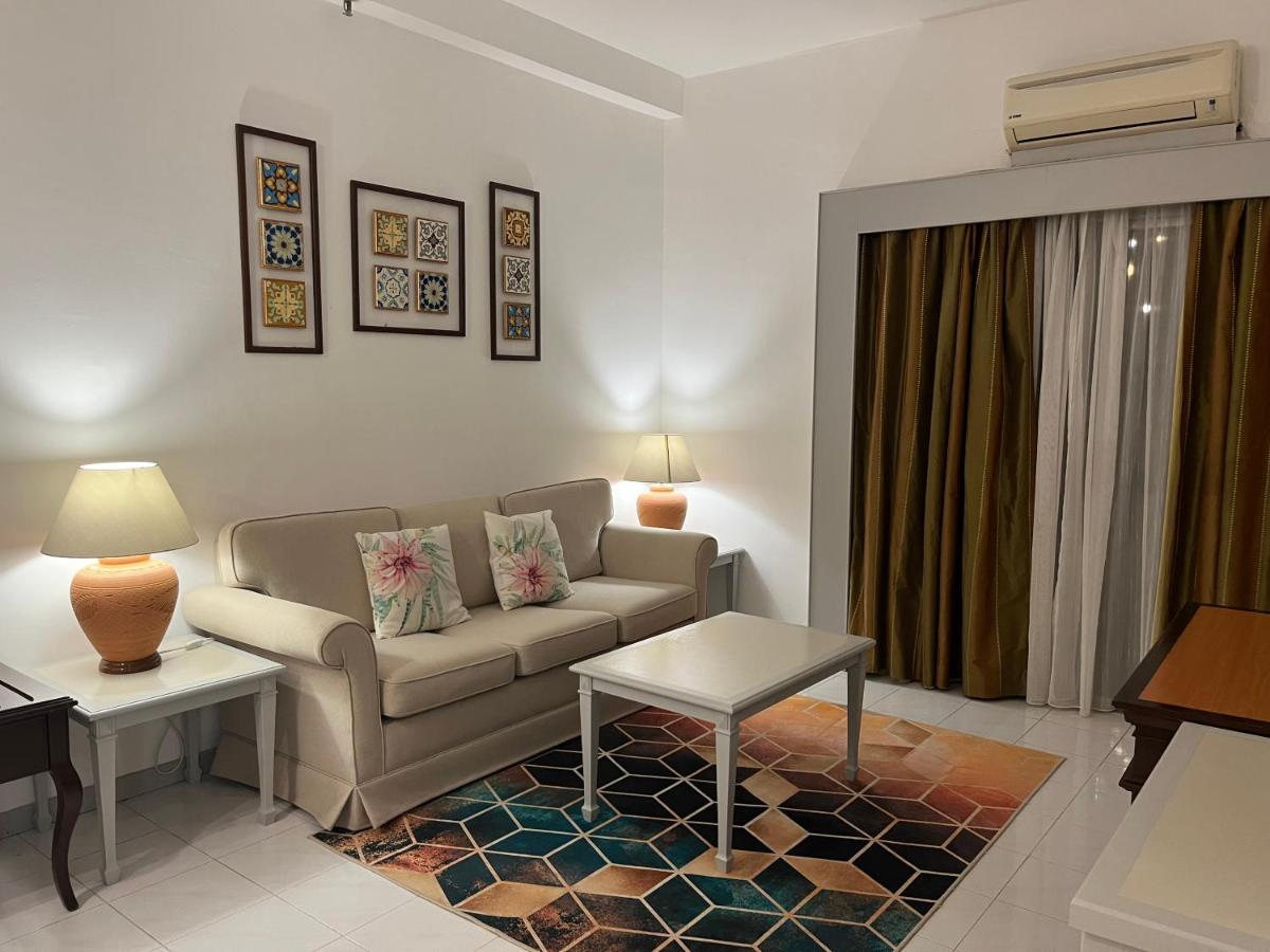 טנג'ונג בונגא Paradise By The Sea In Penang By Veron At Rainbow Paradise מראה חיצוני תמונה