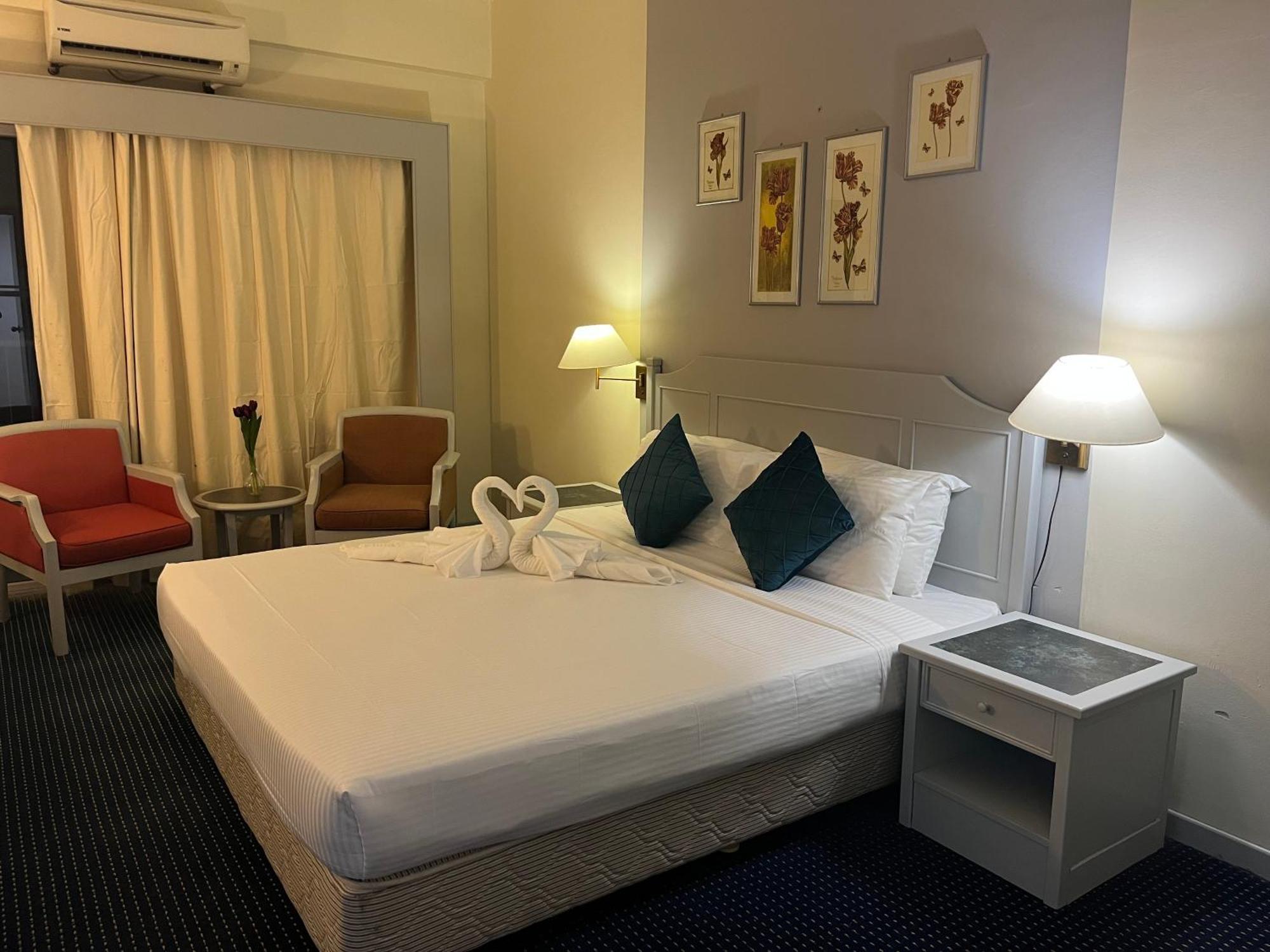 טנג'ונג בונגא Paradise By The Sea In Penang By Veron At Rainbow Paradise מראה חיצוני תמונה