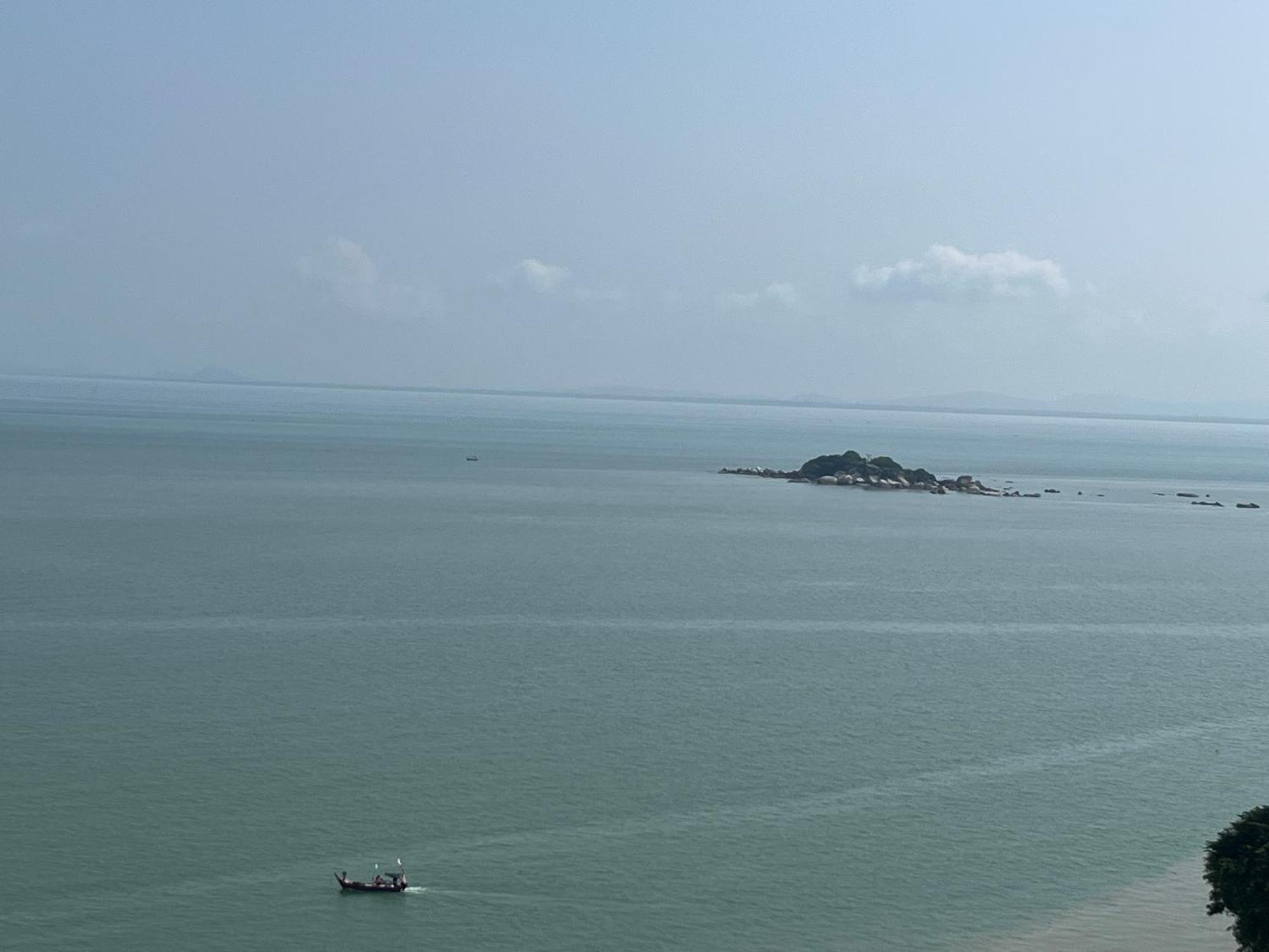 טנג'ונג בונגא Paradise By The Sea In Penang By Veron At Rainbow Paradise מראה חיצוני תמונה