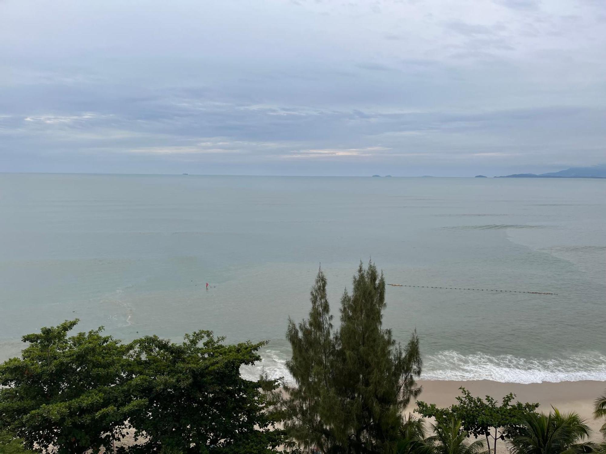 טנג'ונג בונגא Paradise By The Sea In Penang By Veron At Rainbow Paradise מראה חיצוני תמונה