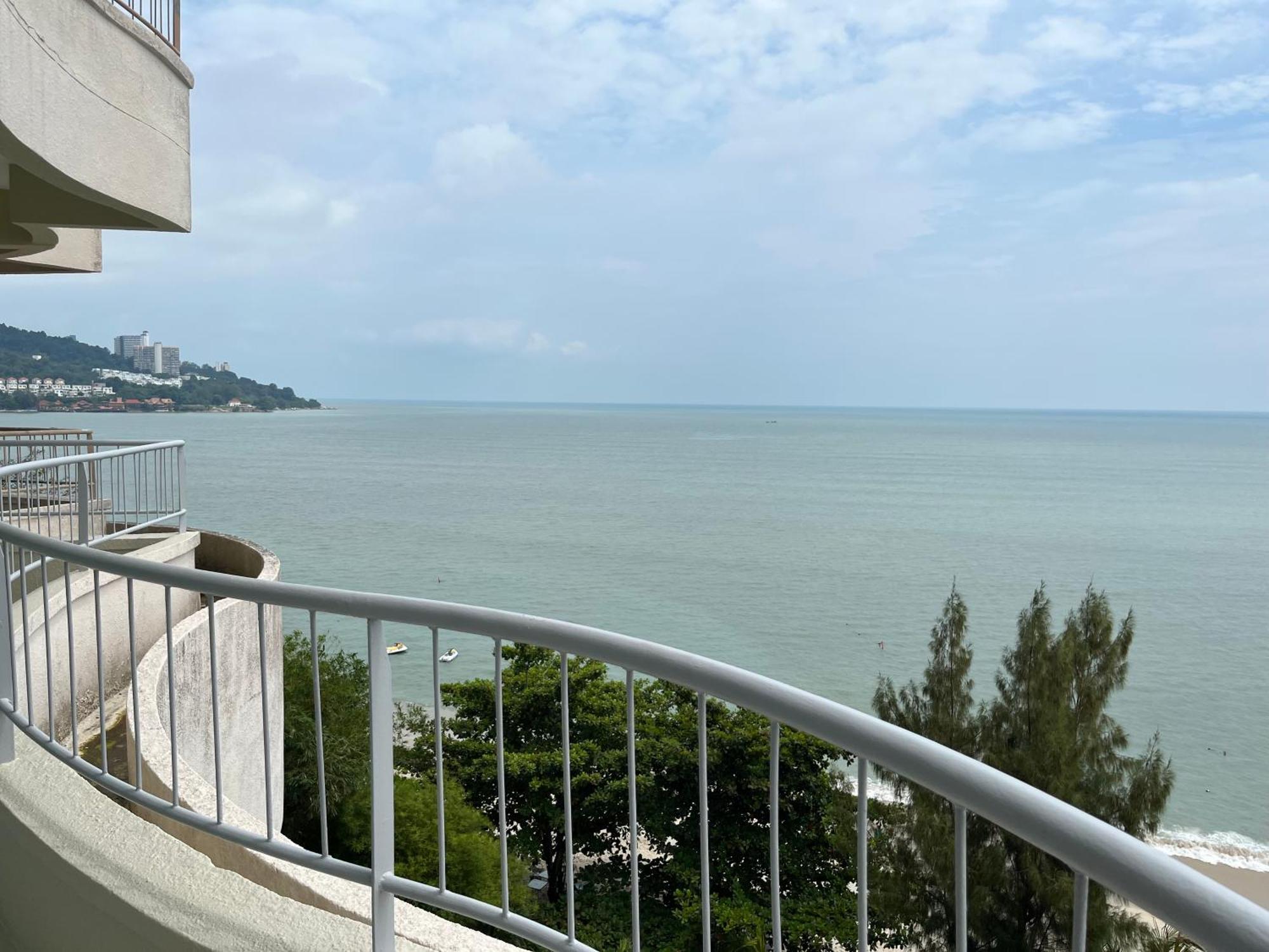 טנג'ונג בונגא Paradise By The Sea In Penang By Veron At Rainbow Paradise מראה חיצוני תמונה
