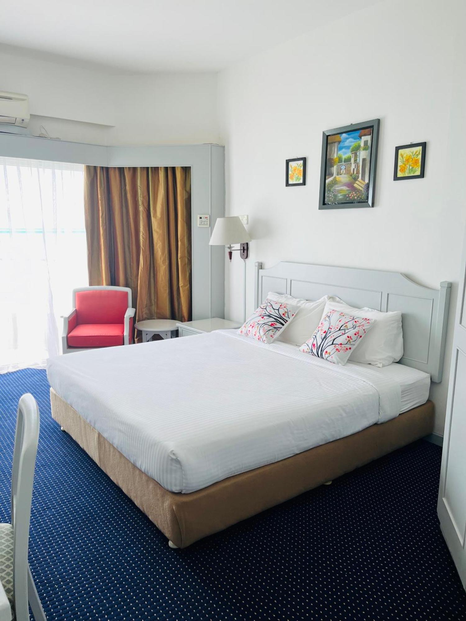 טנג'ונג בונגא Paradise By The Sea In Penang By Veron At Rainbow Paradise מראה חיצוני תמונה