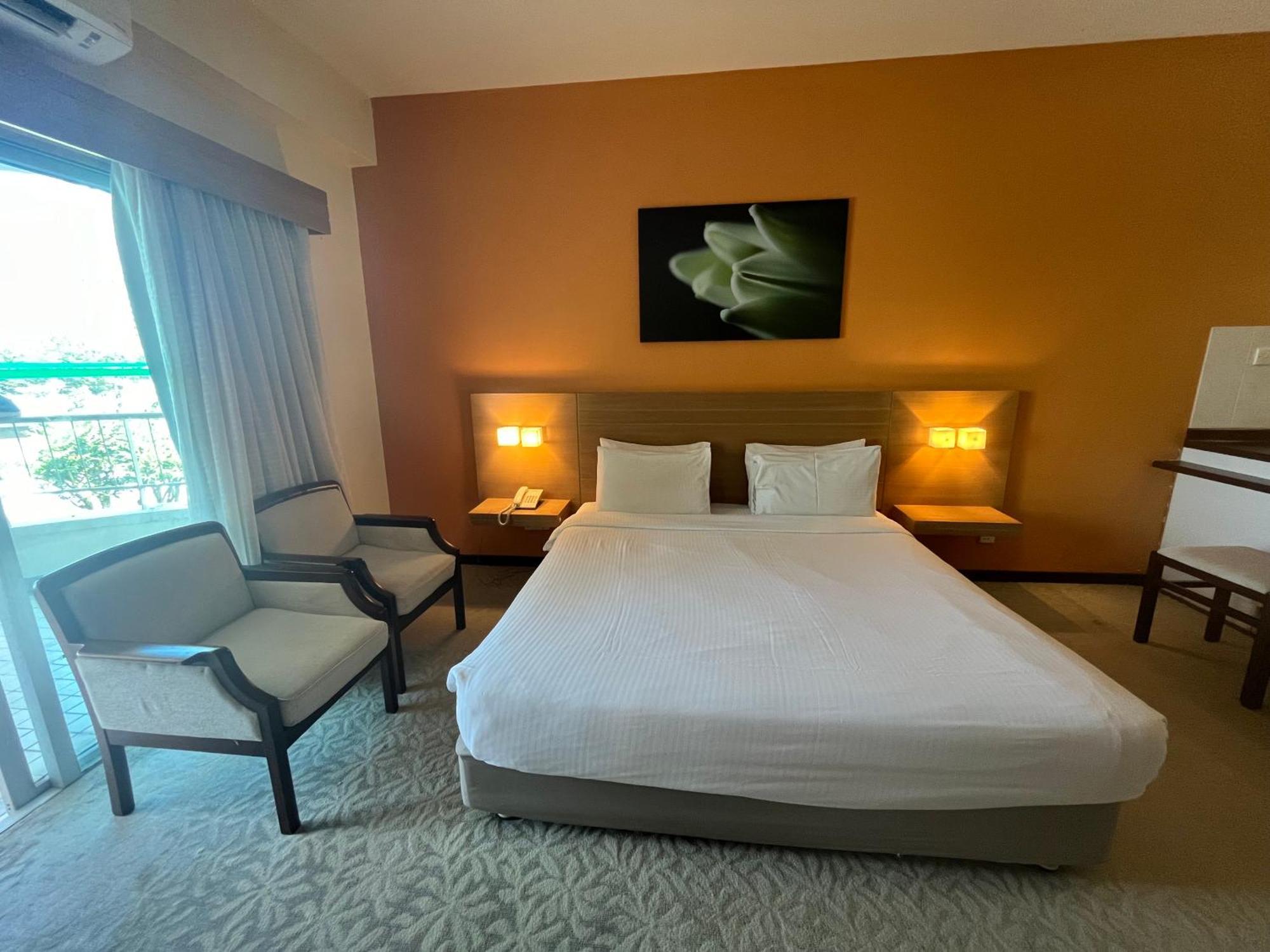 טנג'ונג בונגא Paradise By The Sea In Penang By Veron At Rainbow Paradise מראה חיצוני תמונה